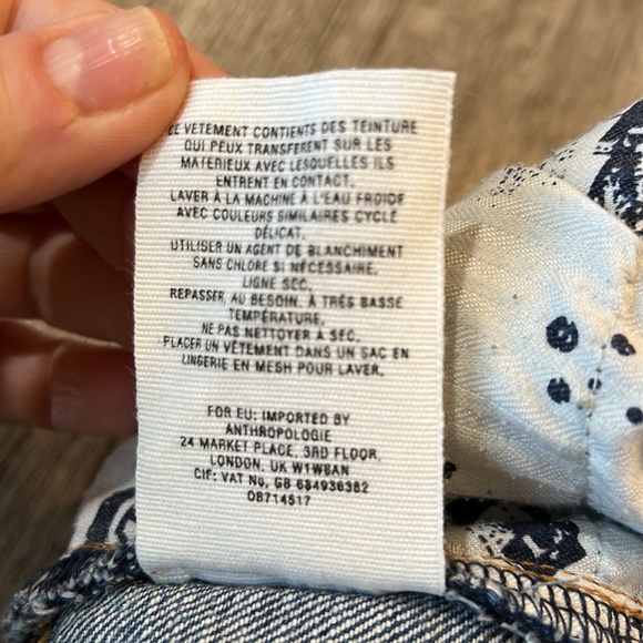 Slim Boyfriend Jeans with detailed fringe - Picture 12 of 12